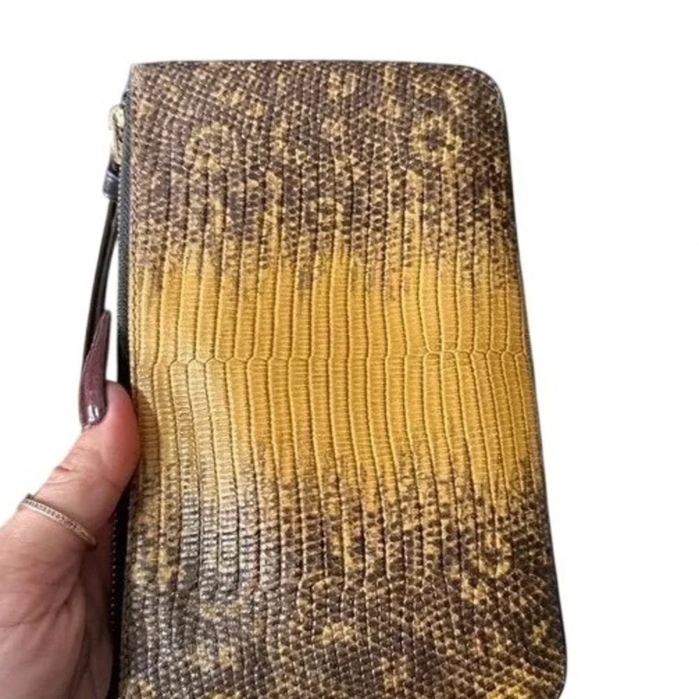 Coach Yellow Brown Ombre Lizard Embossed Leather Wristlet Clutch Bag - Picture 5 of 9
